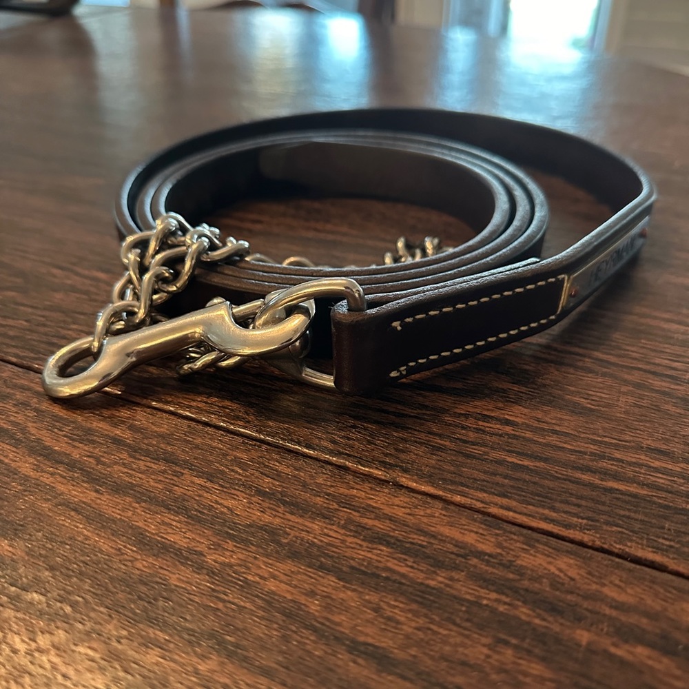 NEW without tags Walsh leather lead with silver chain